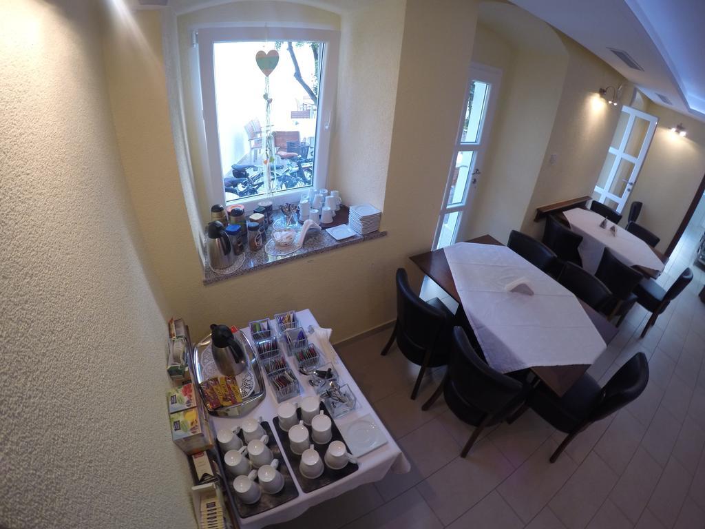Guest House Neho Cres Exterior photo
