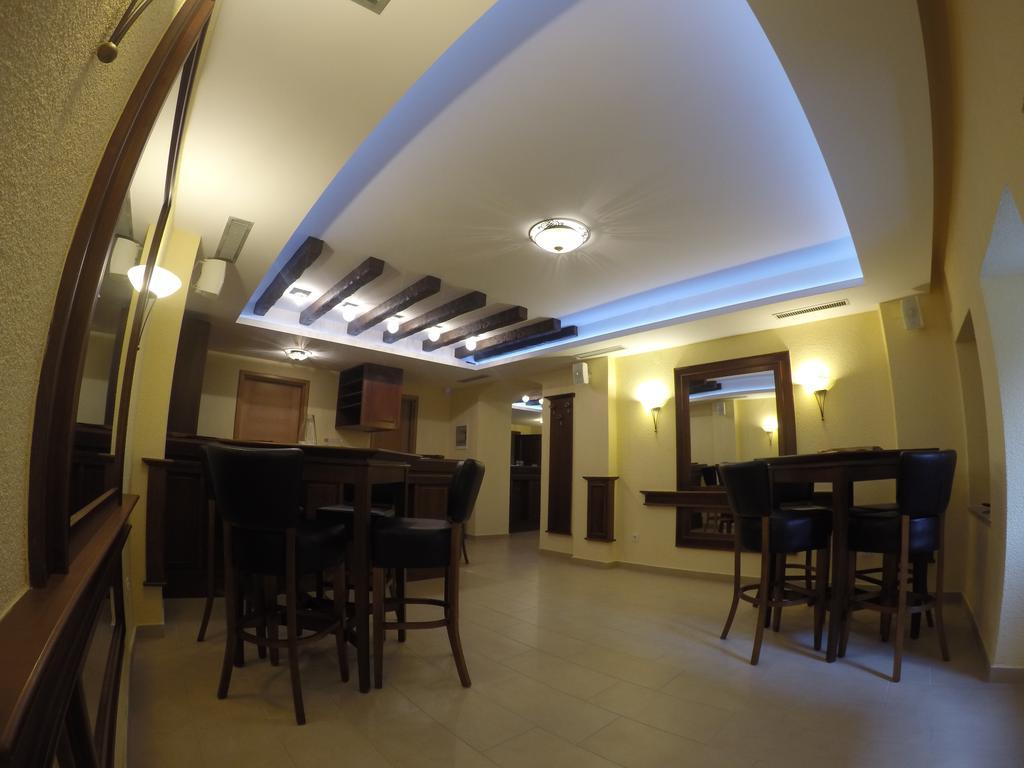 Guest House Neho Cres Exterior photo